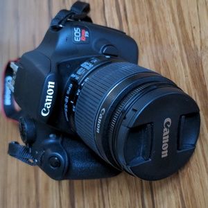 Canon EOS Rebel T5 Camera